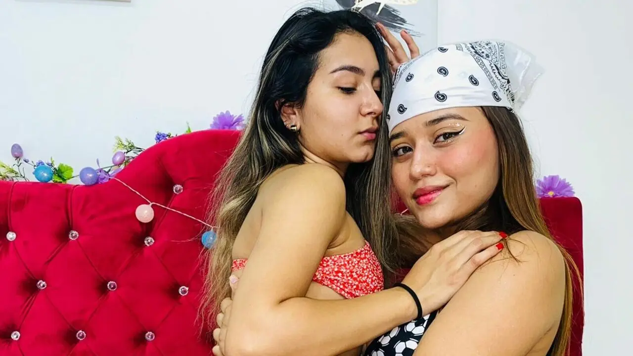 Free Live Sex Chat With KeniaAndManuela